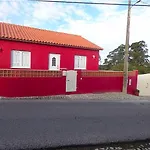Casa Julio Henriques بيت للعطل كالداس دا راينها