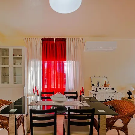 Casa Julio Henriques * كالداس دا راينها