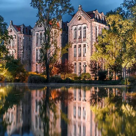 Casa Júlio Henriques *